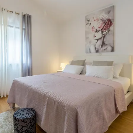 Holiday home Stunning In Vodnjan With Kitchen