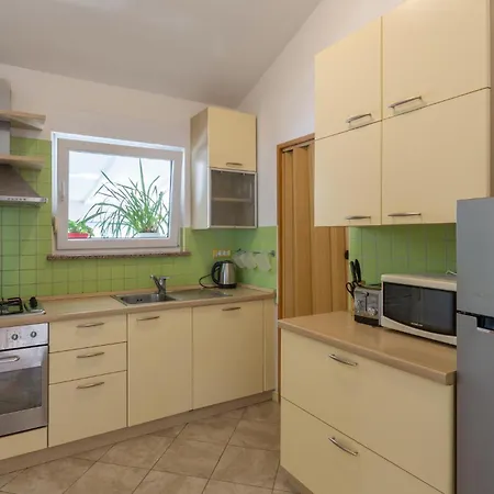 Stunning In Vodnjan With Kitchen