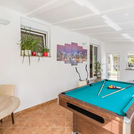 Holiday home Stunning In Vodnjan With Kitchen Orbanici